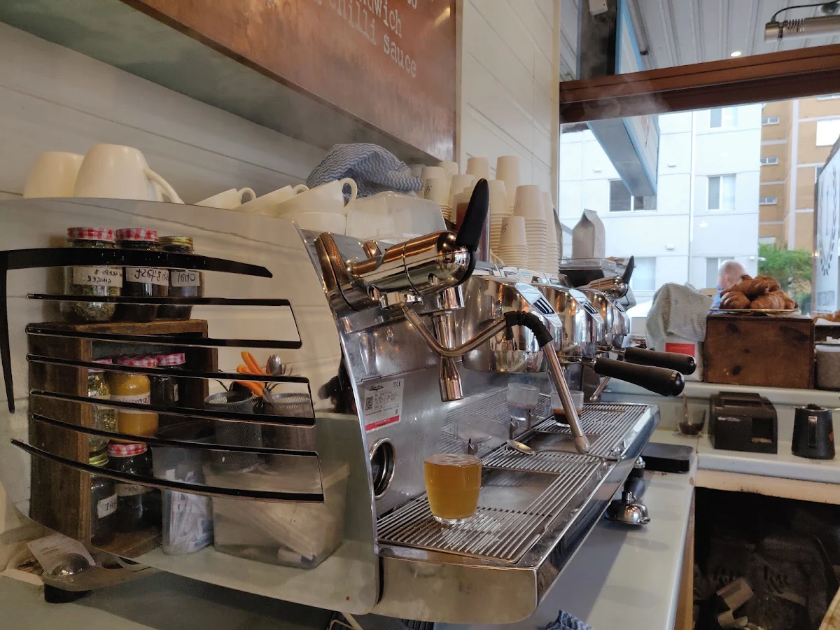 Vibe, Bennett St Dairy