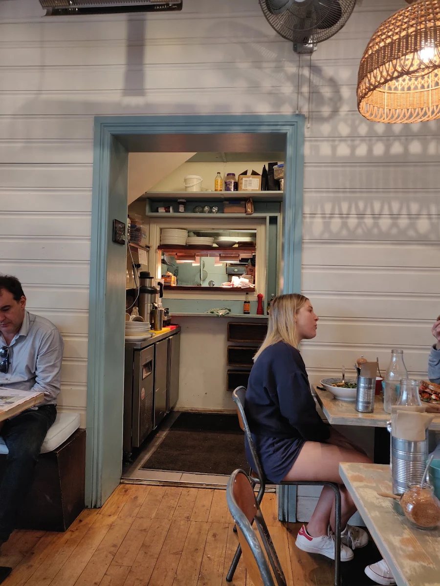 Vibe, Bennett St Dairy
