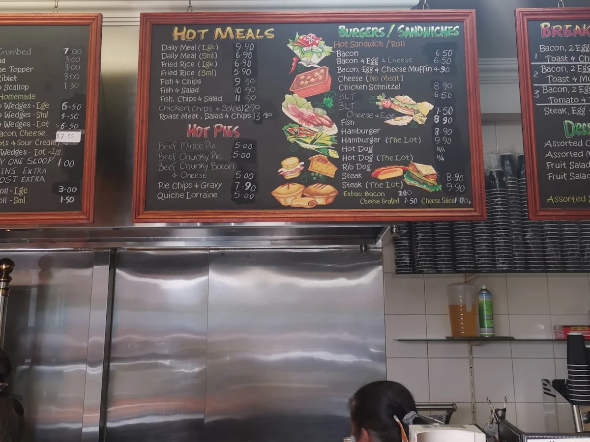 Menu, Klopa Snack Bar