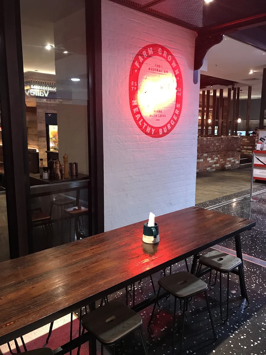 Vibe, Grill'd Burgers - Southland