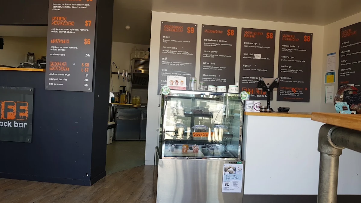Fit Life Smoothie & Snack Bar cover