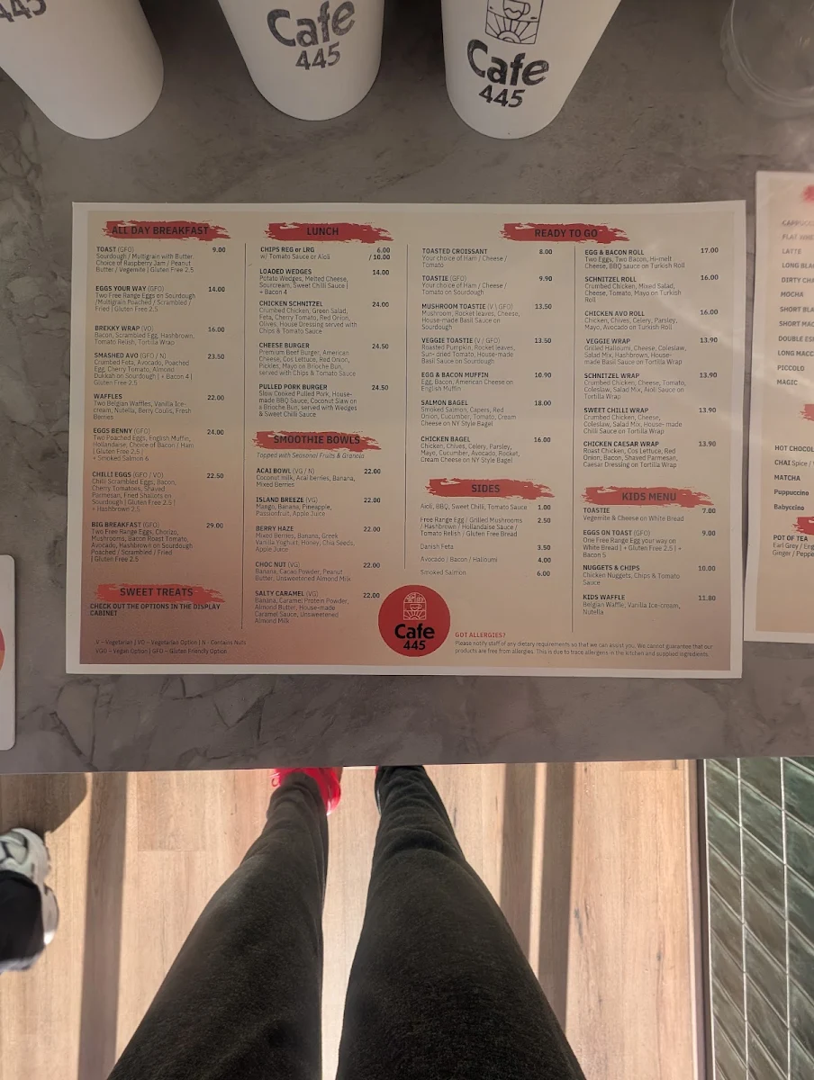 Menu, Cafe 445
