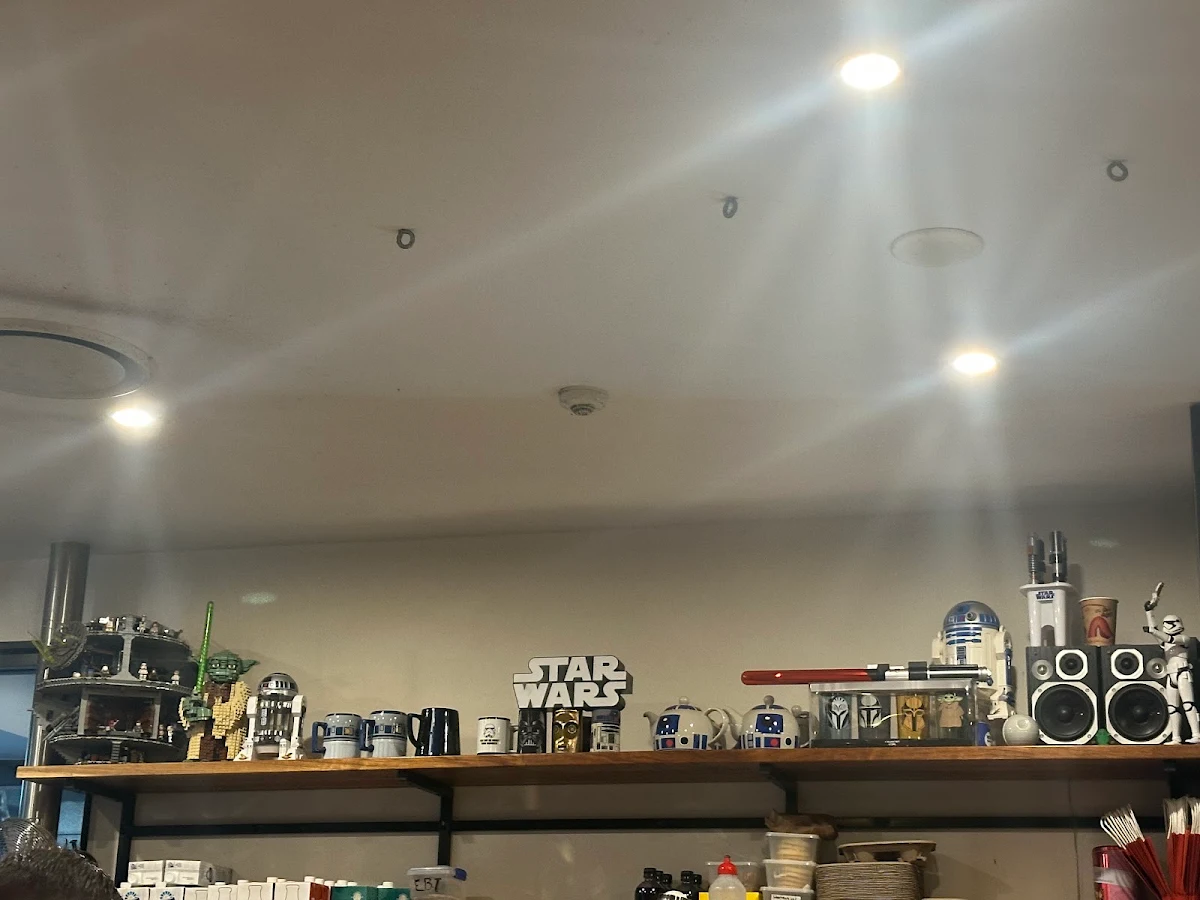 Vibe, Death Star Canteen