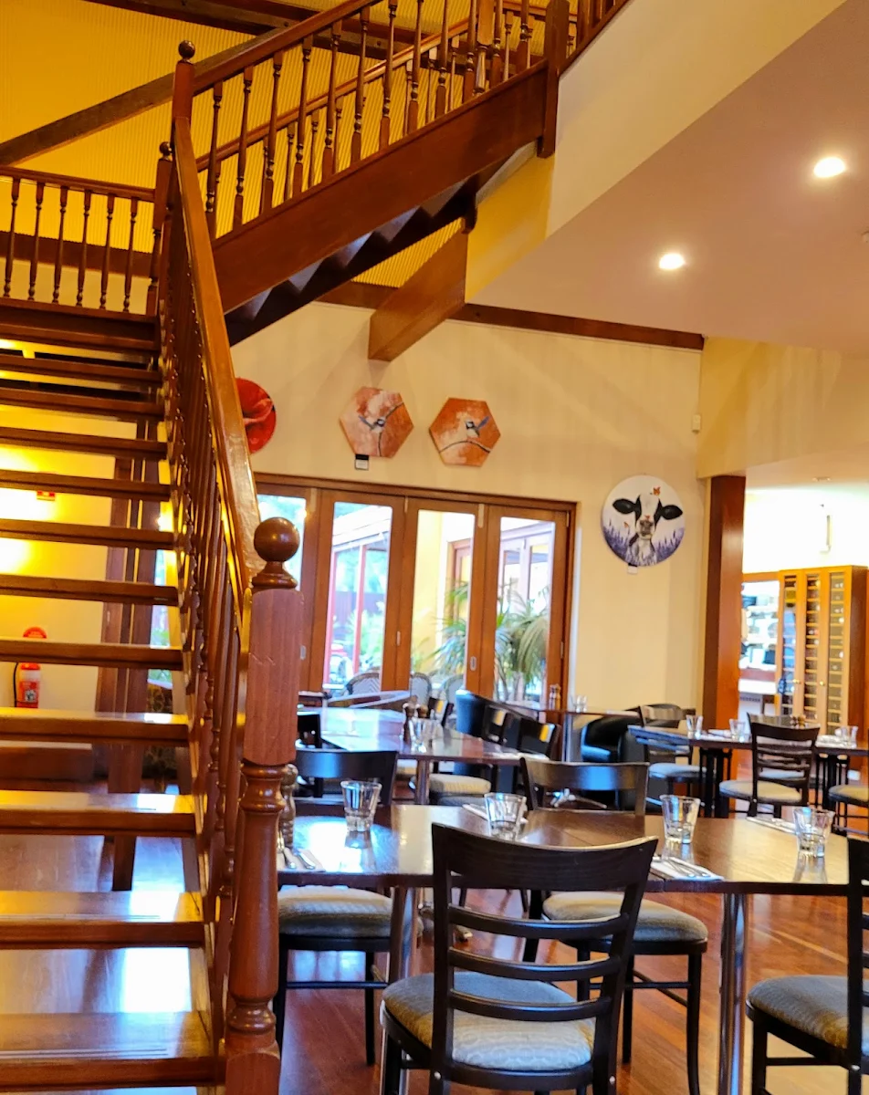 Vibe, Wanera Wine Bar
