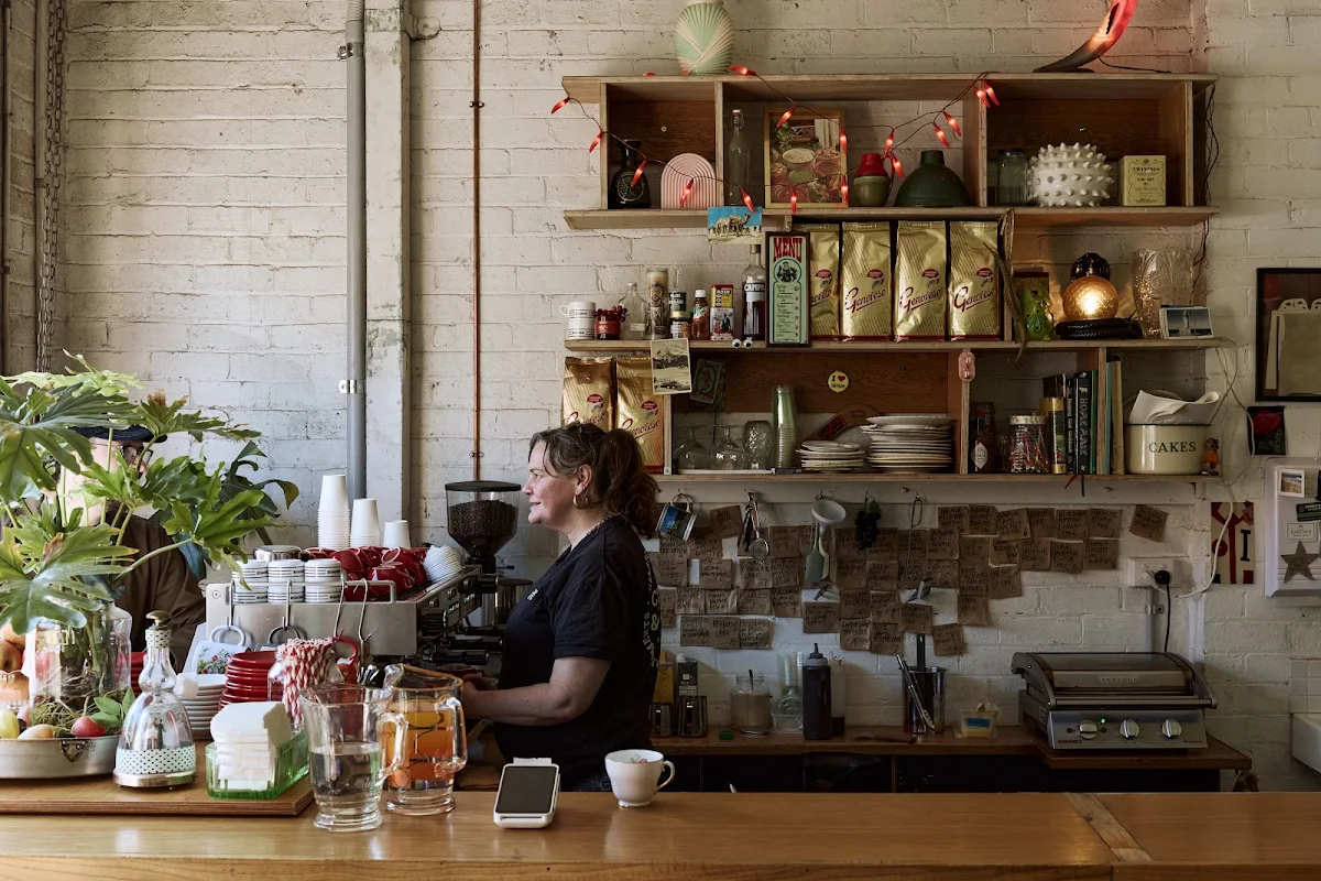 Vibe, Coffee Bar Elsie