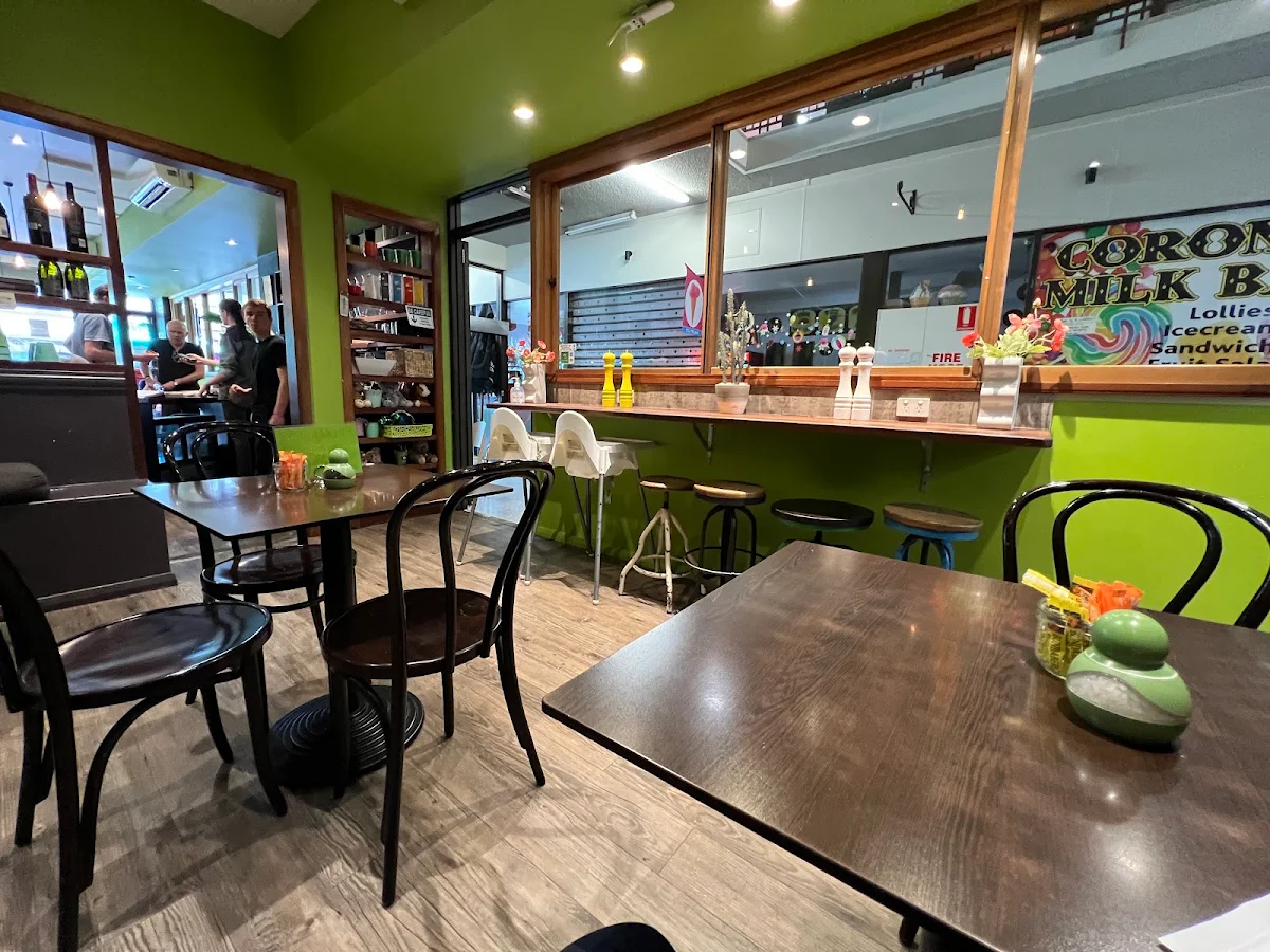 Vibe, Scrumptious on Summer Cafe
