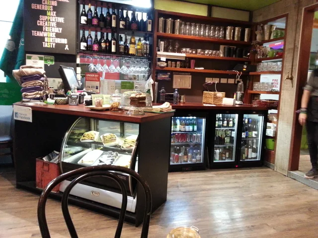 Vibe, Scrumptious on Summer Cafe