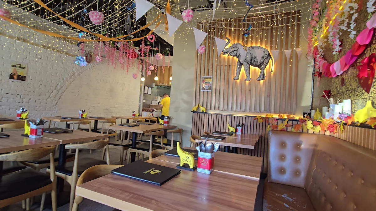 Vibe, D'ELEPHANT THAI RICHMOND