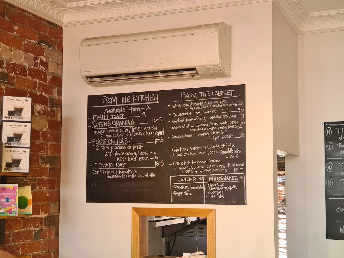Menu, Queen of Leeds