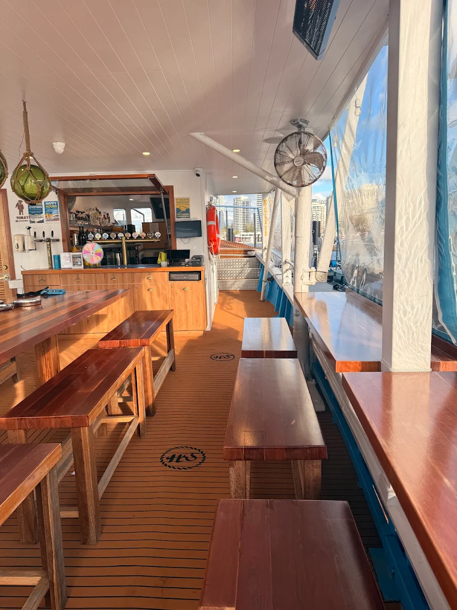 Vibe, Holy Ship Restaurant & Bar