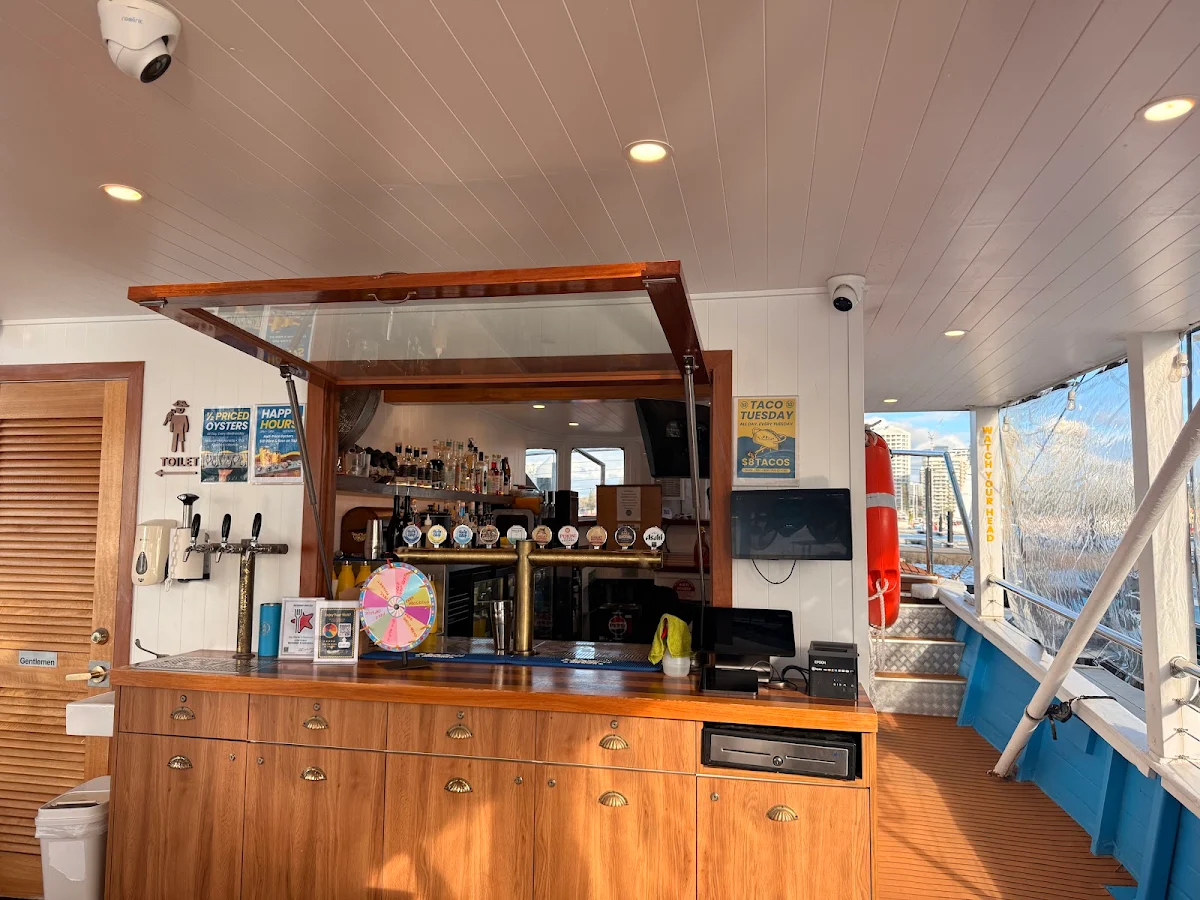 Vibe, Holy Ship Restaurant & Bar