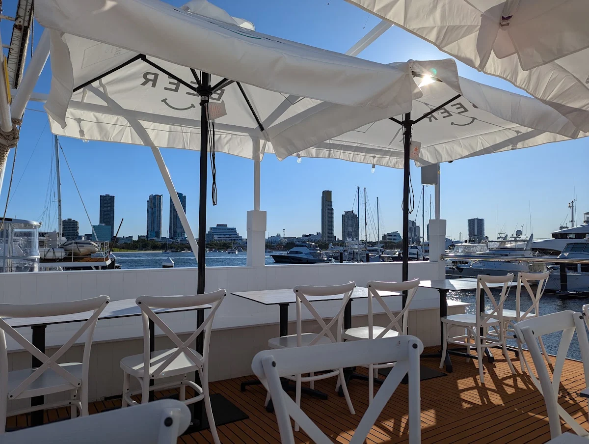 Vibe, Holy Ship Restaurant & Bar