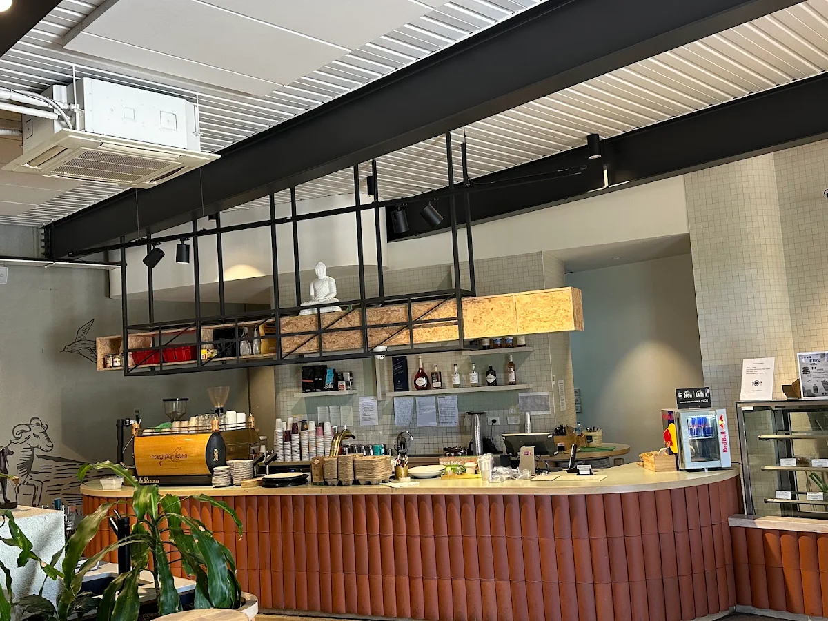 Vibe, Poacher & Hound Cafe & Catering