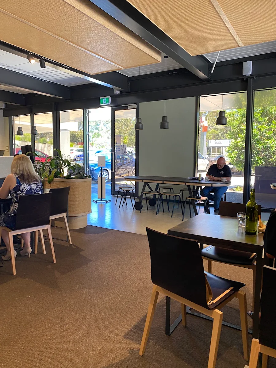 Vibe, Poacher & Hound Cafe & Catering