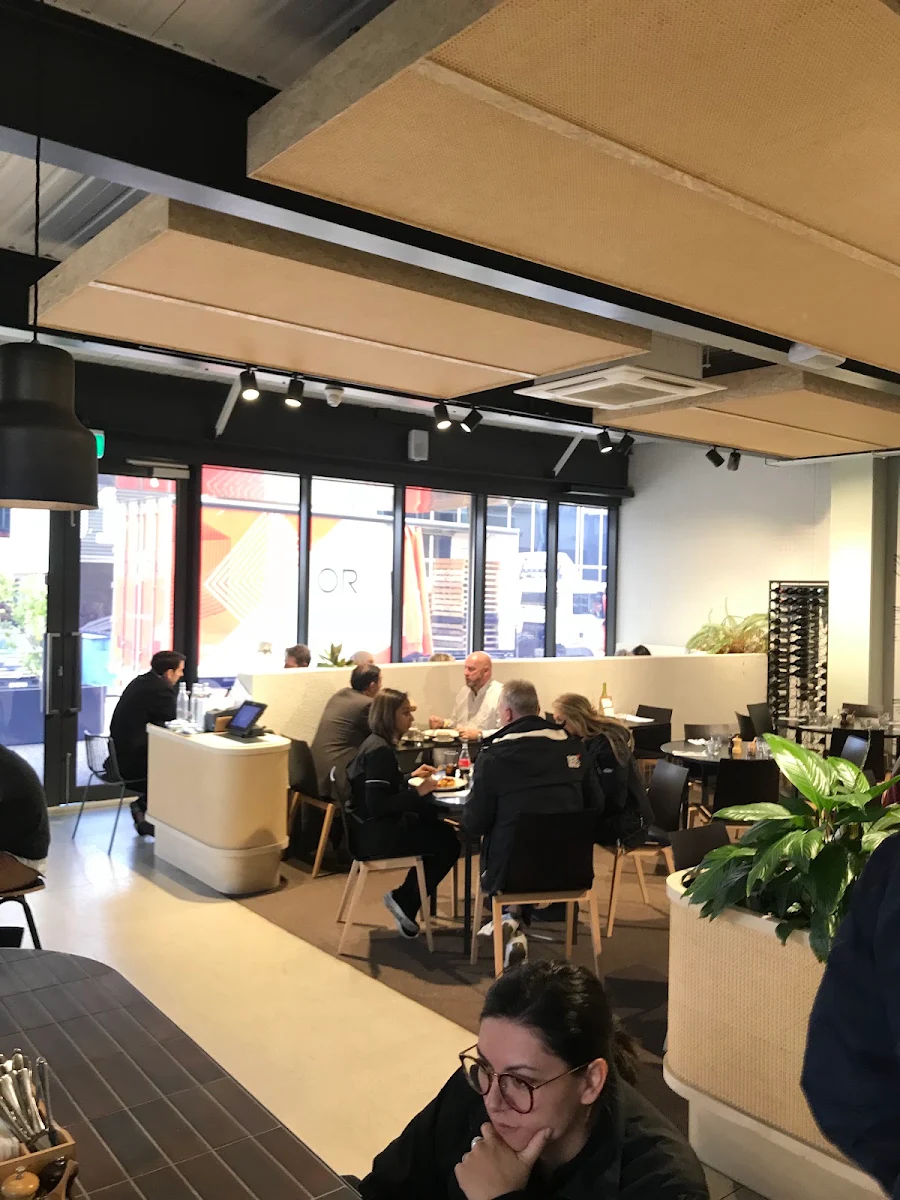 Vibe, Poacher & Hound Cafe & Catering
