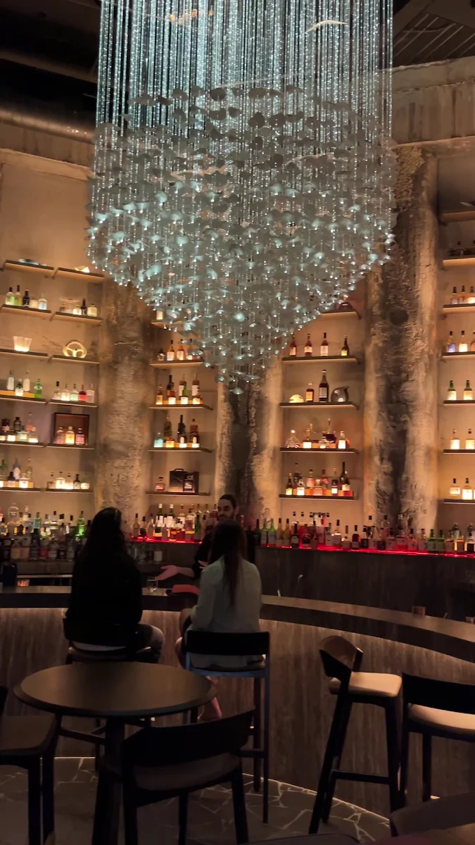 Vibe, Yugen Dining