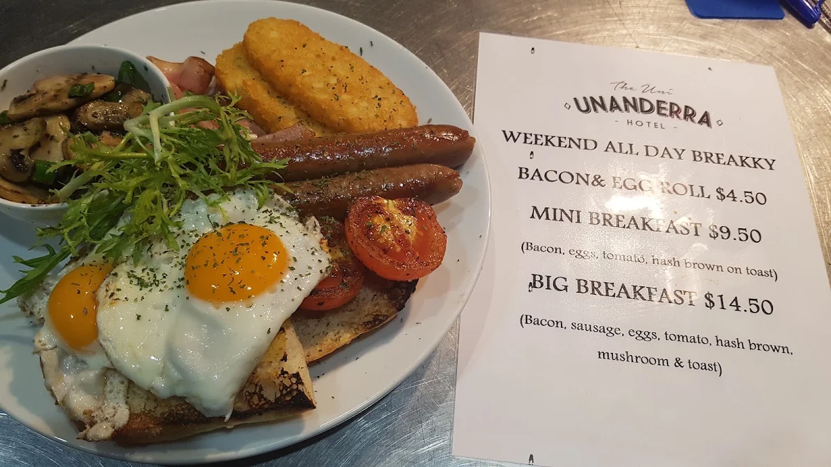 Menu, Unanderra Hotel