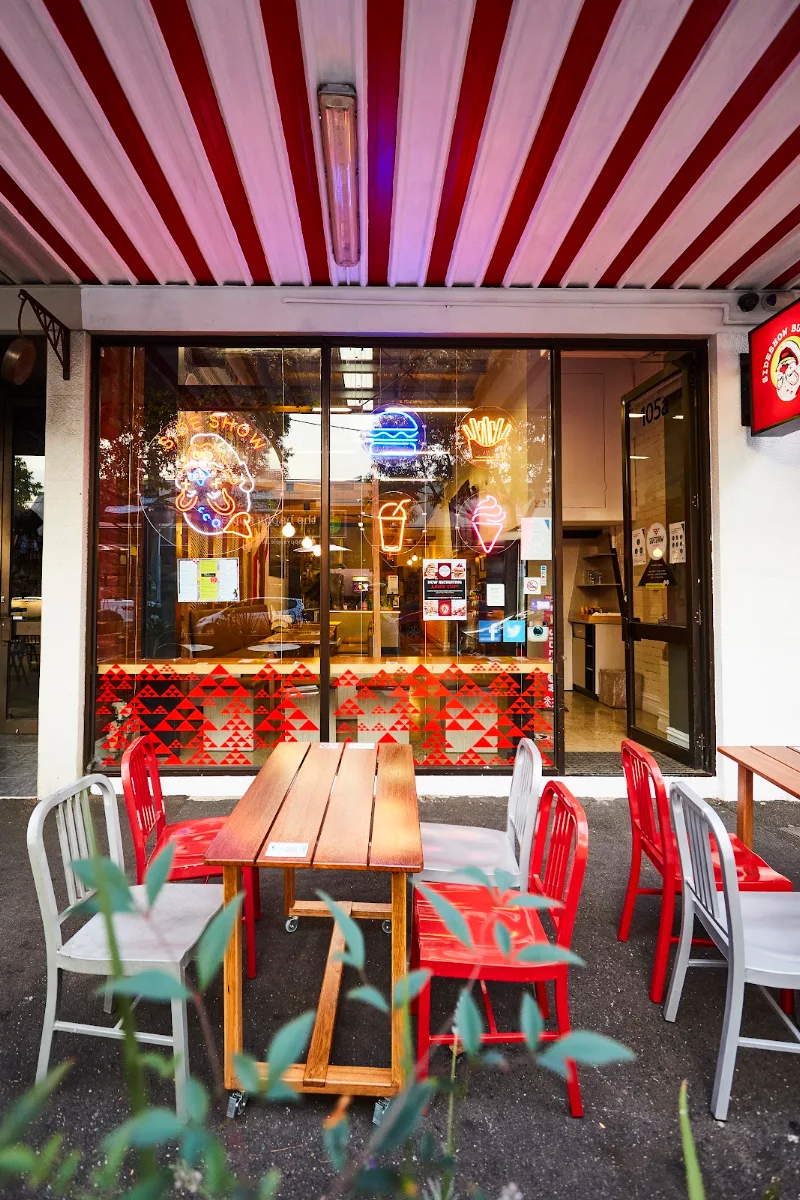 Vibe, Sideshow Burgers Seddon