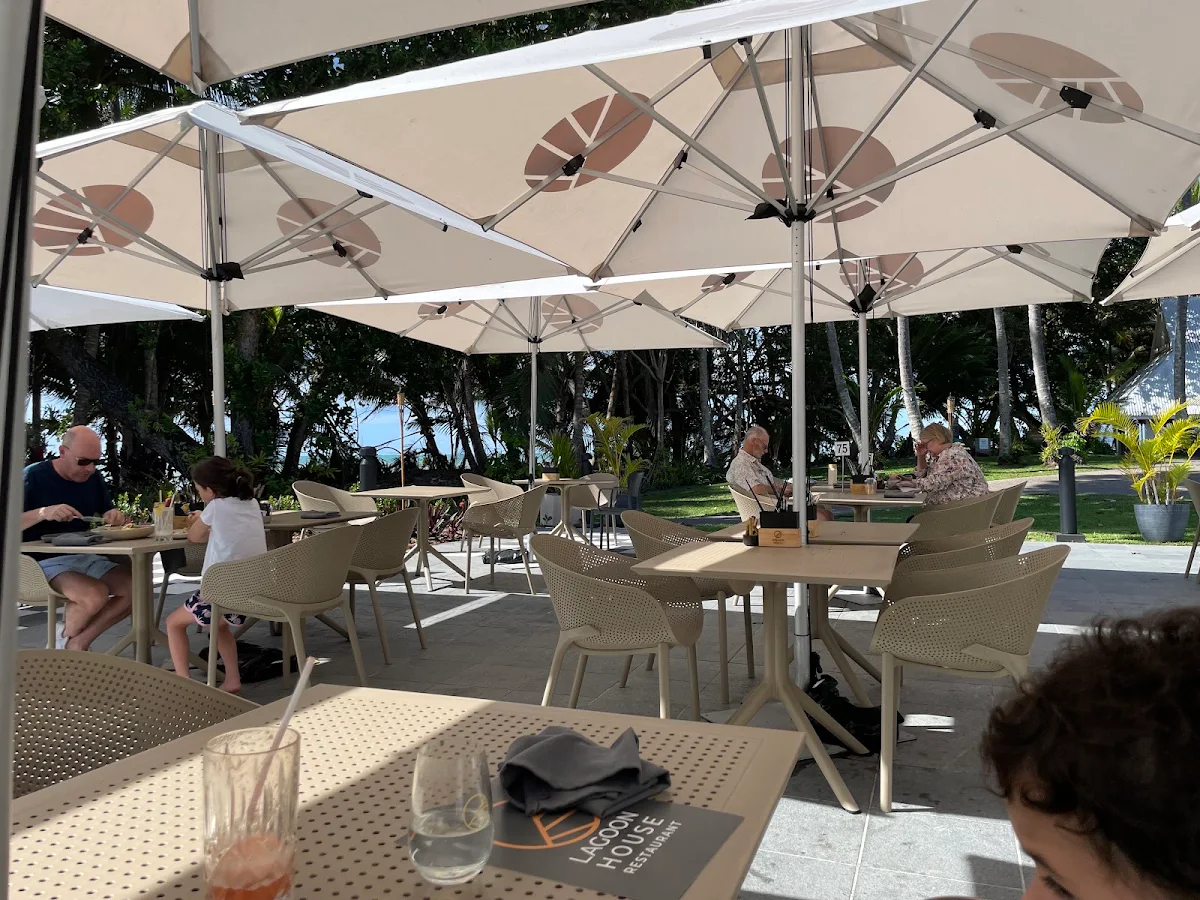 Vibe, Lagoon House Restaurant