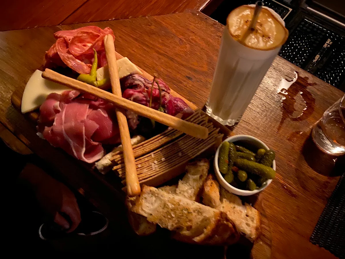 Food & drink, Coal & Cedar