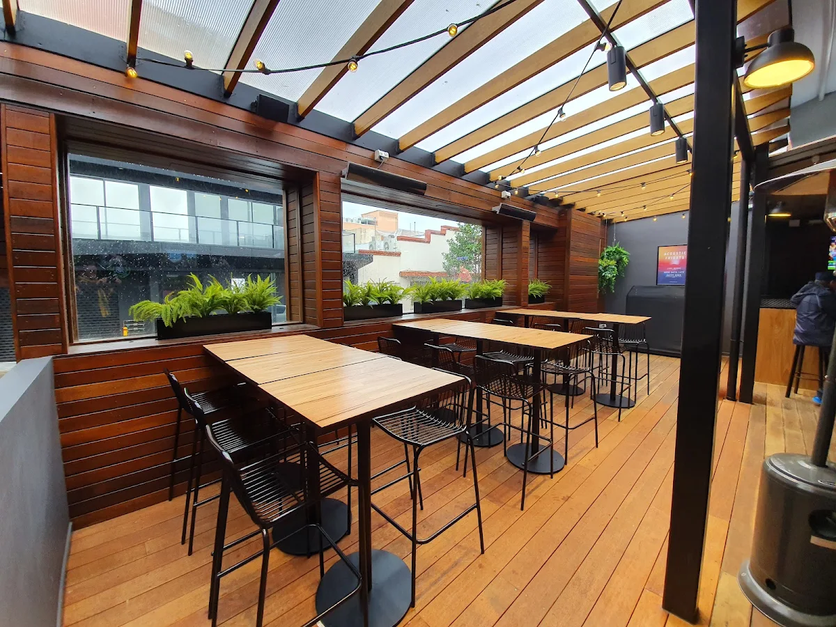 Vibe, The Sporting Globe Bar & Grill Geelong