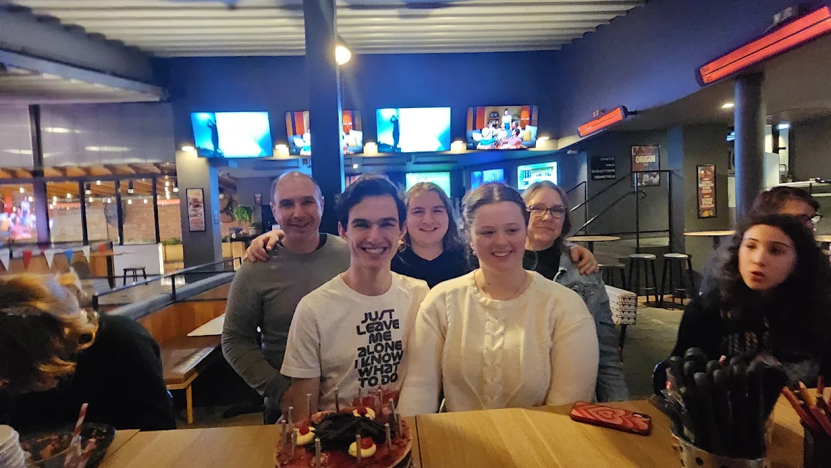 Vibe, The Sporting Globe Bar & Grill Geelong