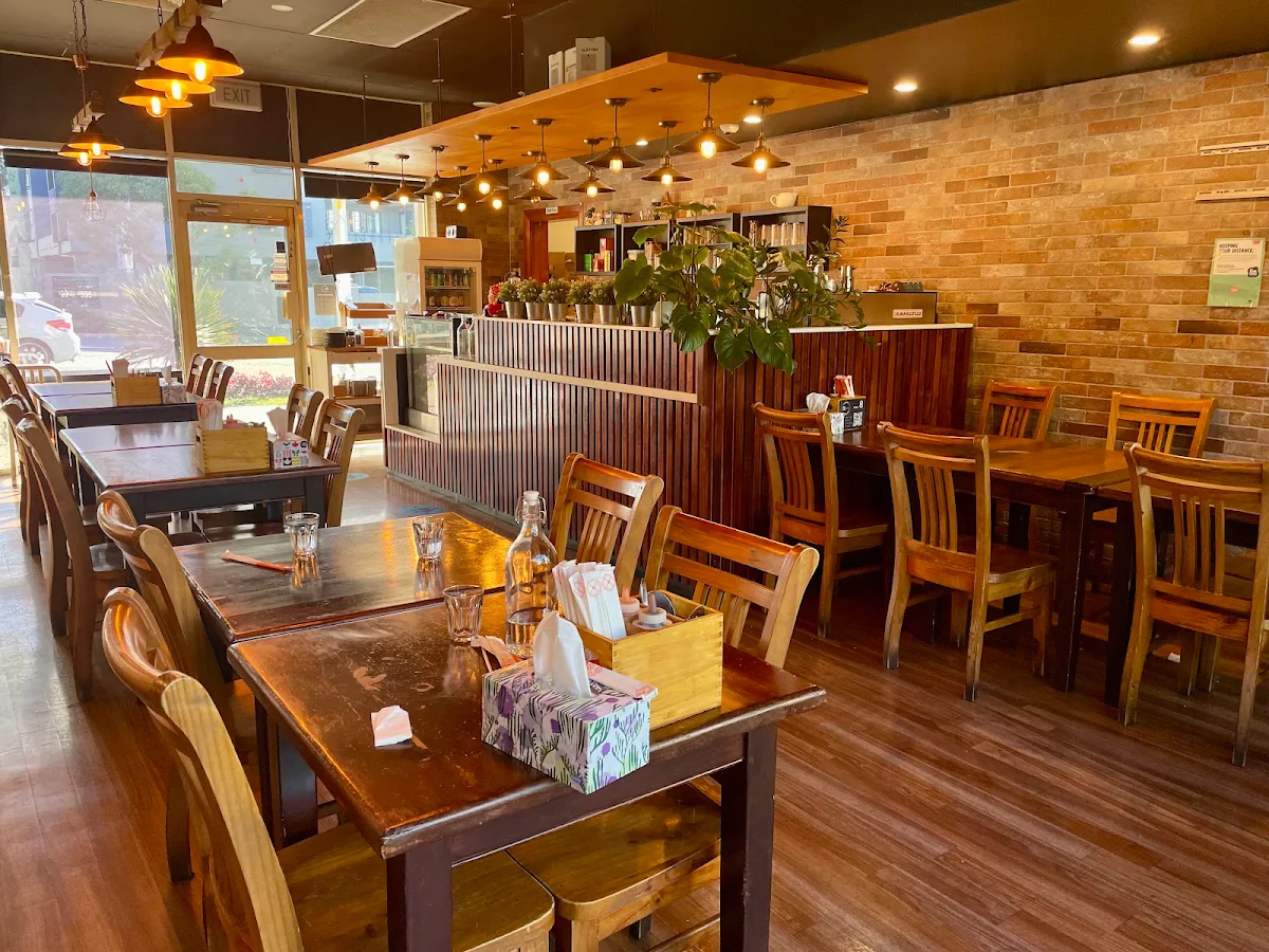 Vibe, An Cafe Vietnamese Street Food