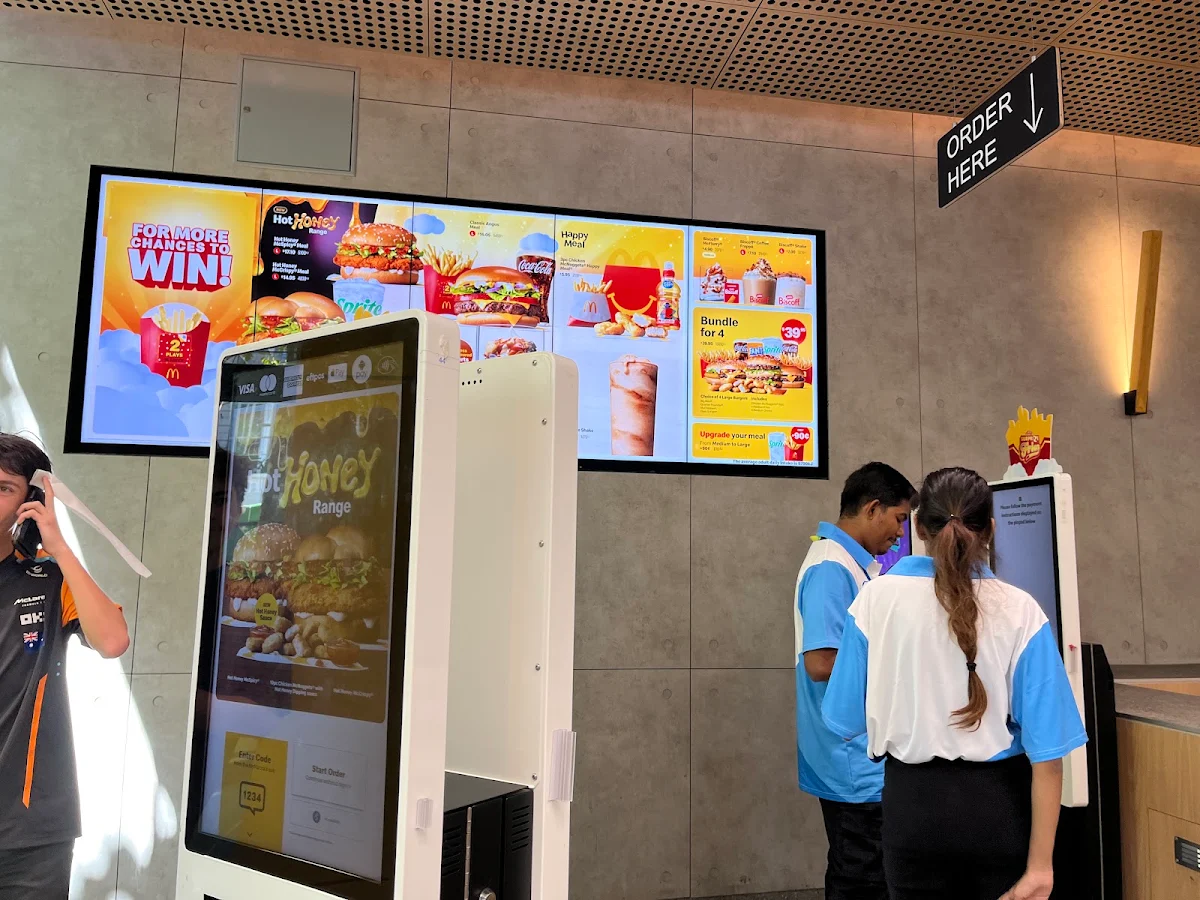 Vibe, McDonald's Town Hall