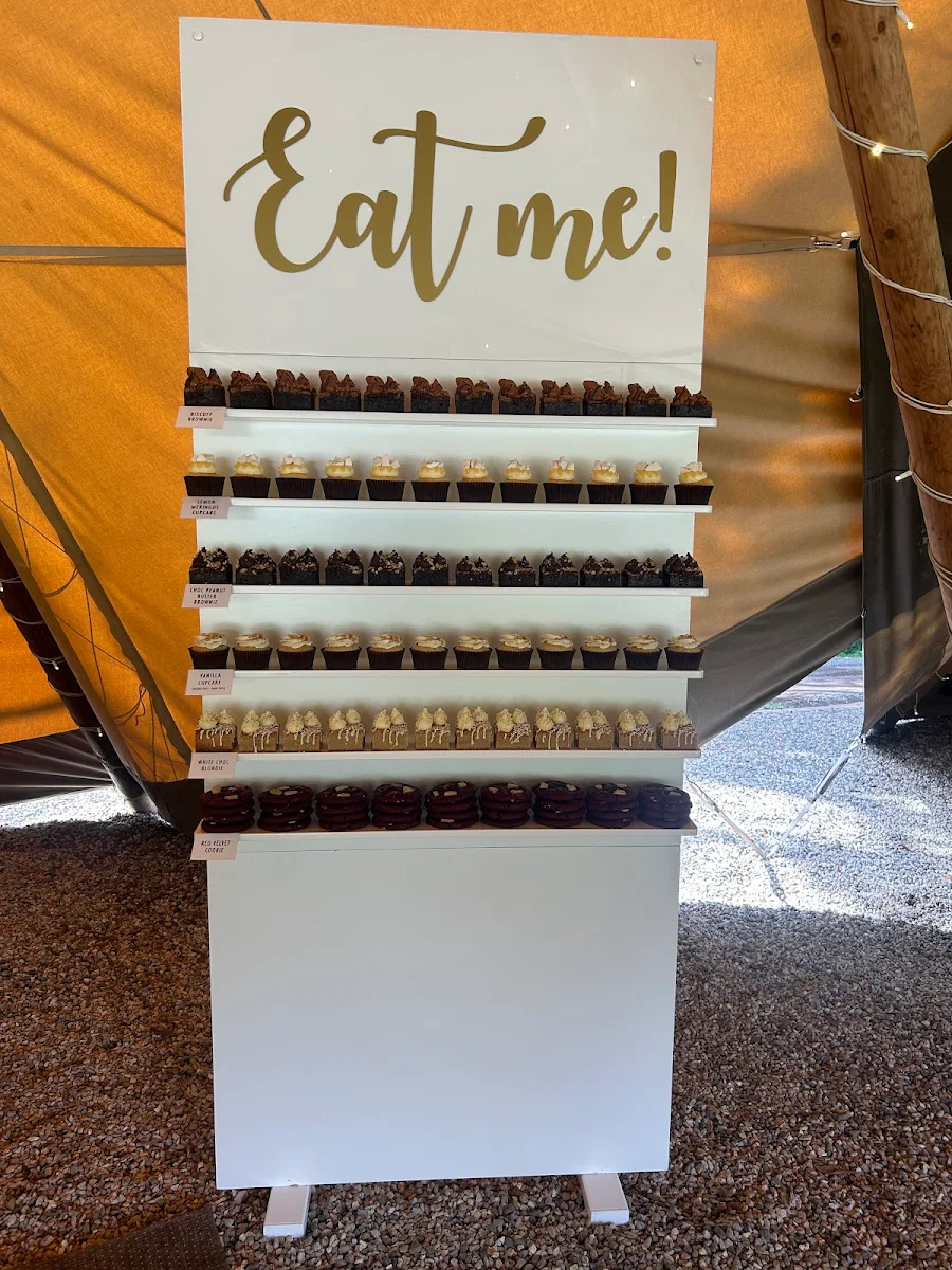 Menu, Baked by M&G