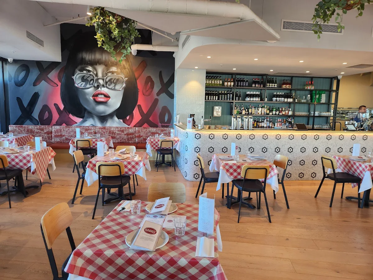 Vibe, Sassy Italian Restaurant