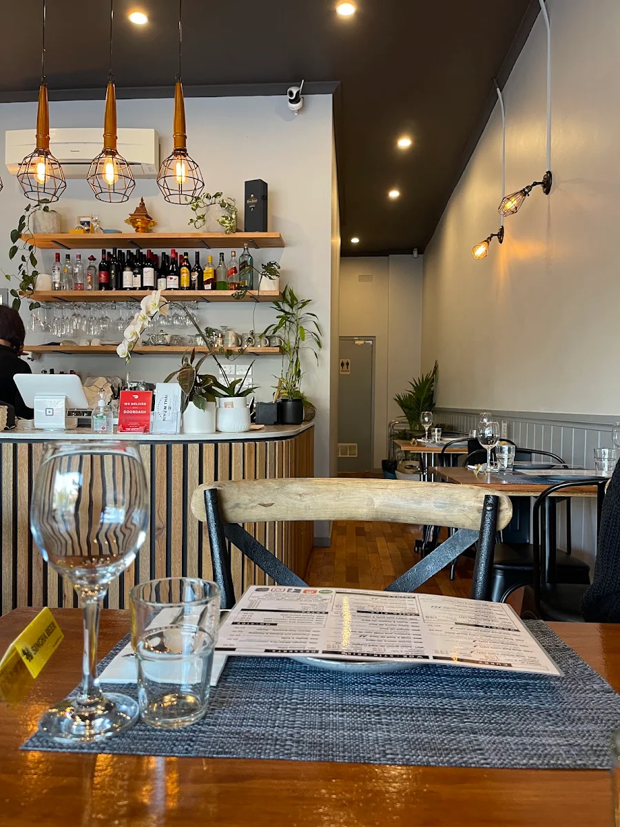 Vibe, Niyom Thai Restaurant - Creative Thai Cuisine in Brighton East