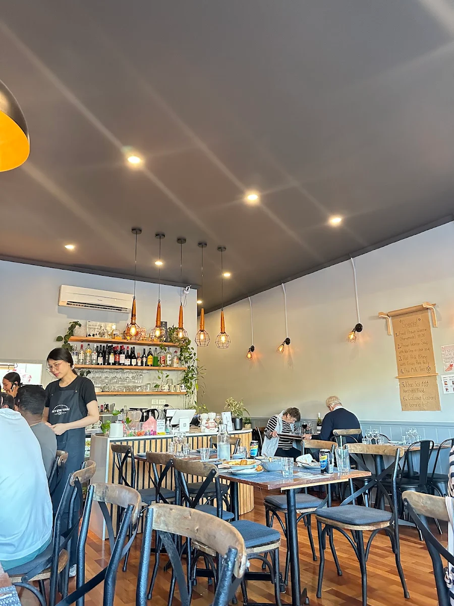 Vibe, Niyom Thai Restaurant - Creative Thai Cuisine in Brighton East