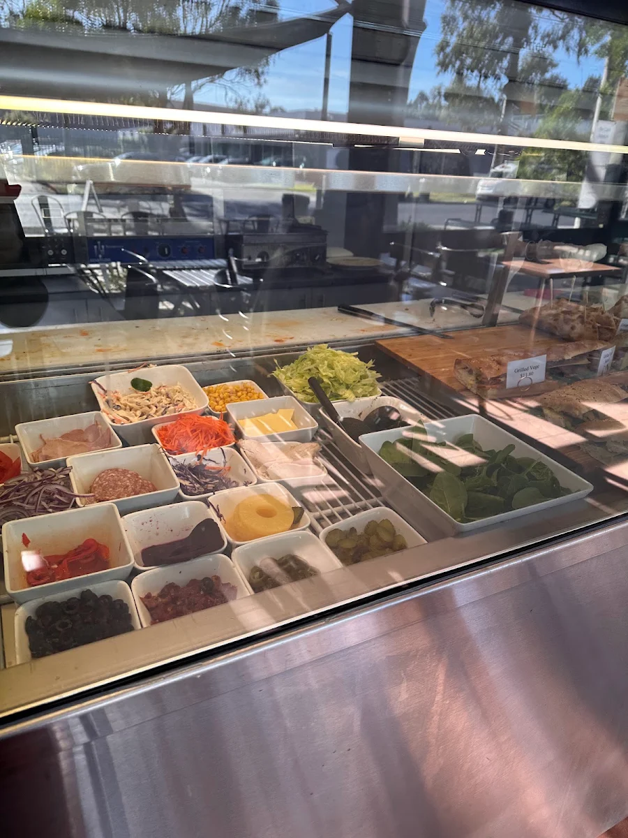 Vibe, Cafe On Miles