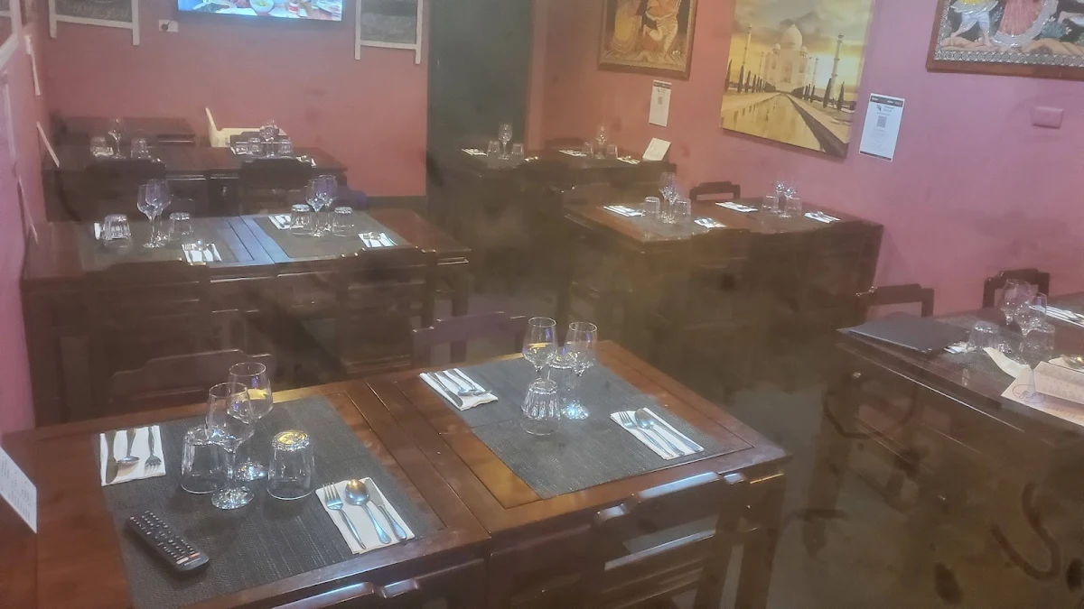 Vibe, Curry Lover Indian Restaurant