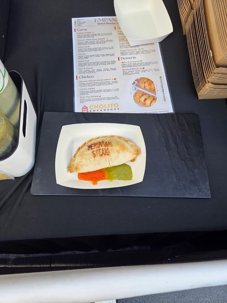 Menu, Cholito Empanadas