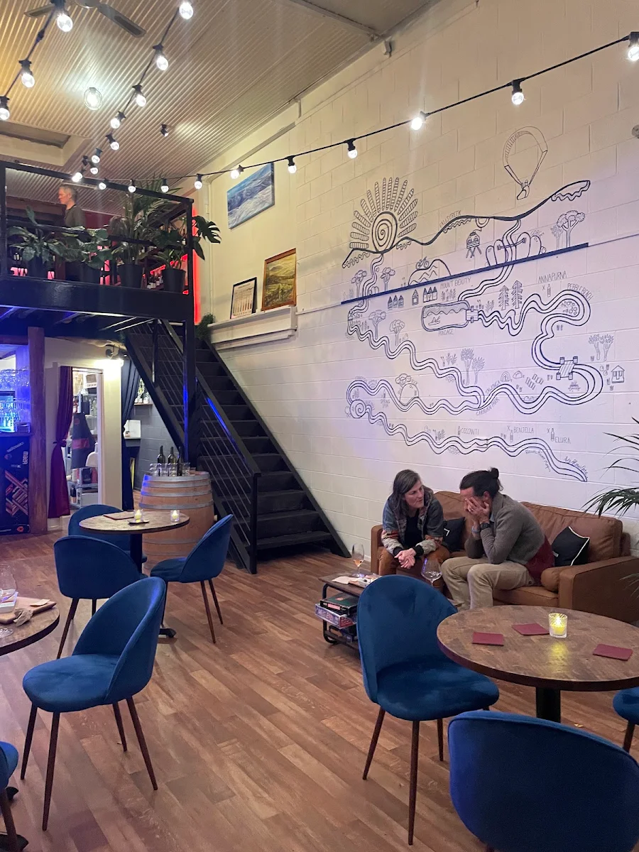 Vibe, Quaff Wine Bar