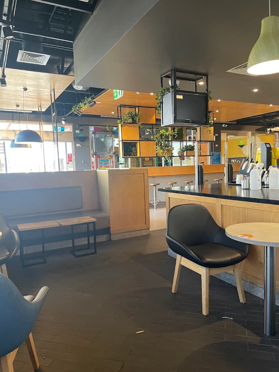 Vibe, McDonald's Green Fields