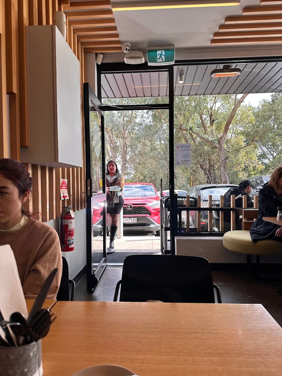 Vibe, Down The Rabbit Hole Cafe