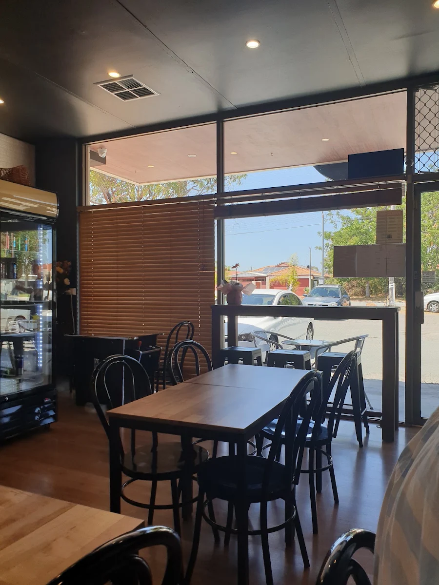 Vibe, JM Burgers Shelley