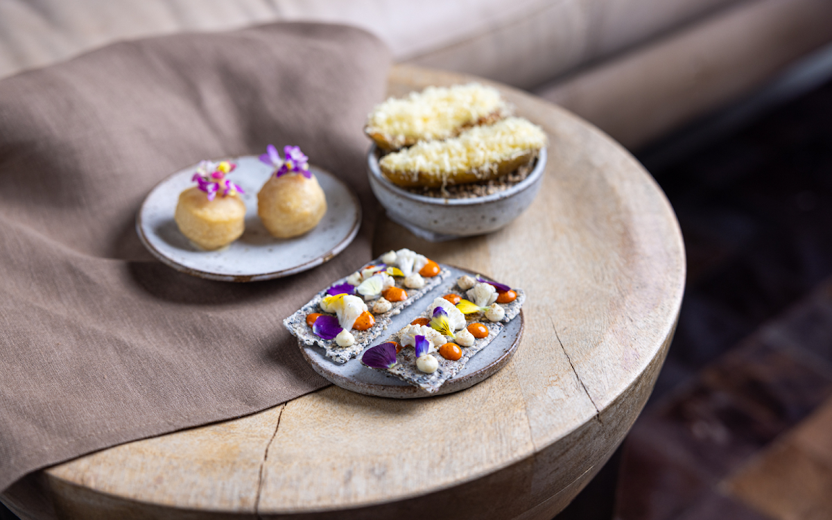 Food & drink, Amara