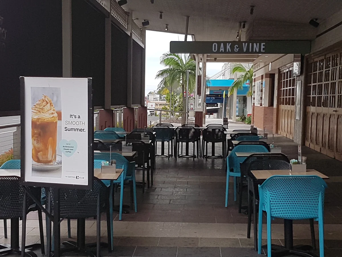 Vibe, The Coffee Club Café - Gladstone Grand Hotel