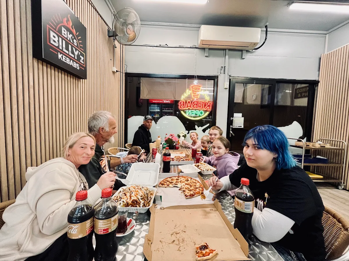 Vibe, Billy'z Kebabs