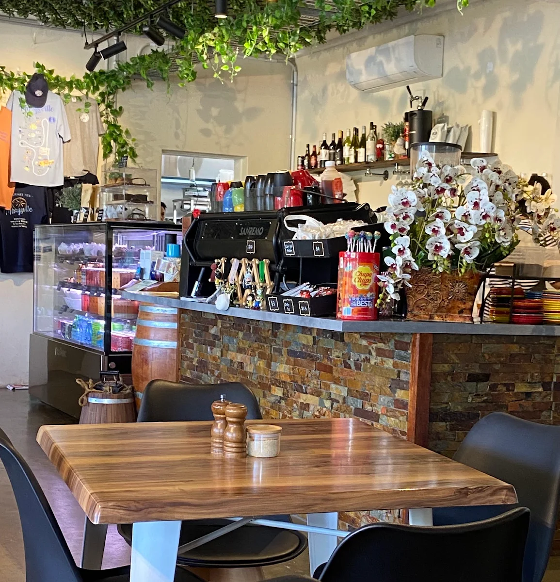 Vibe, Keppel Cafe Marysville