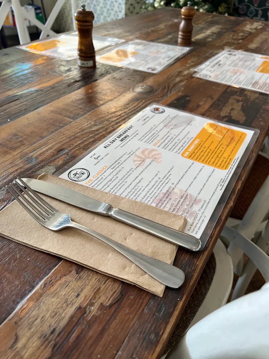 Menu, The Pig & Pastry