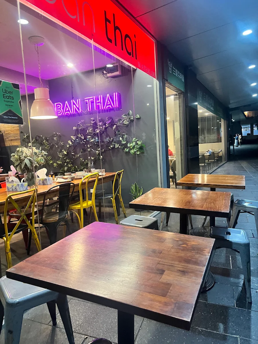 Vibe, Urban Thai