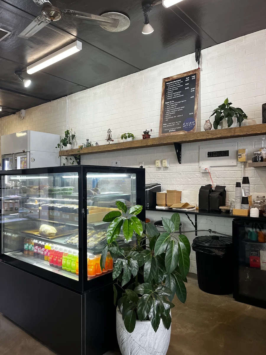 Vibe, Casey's Cafe