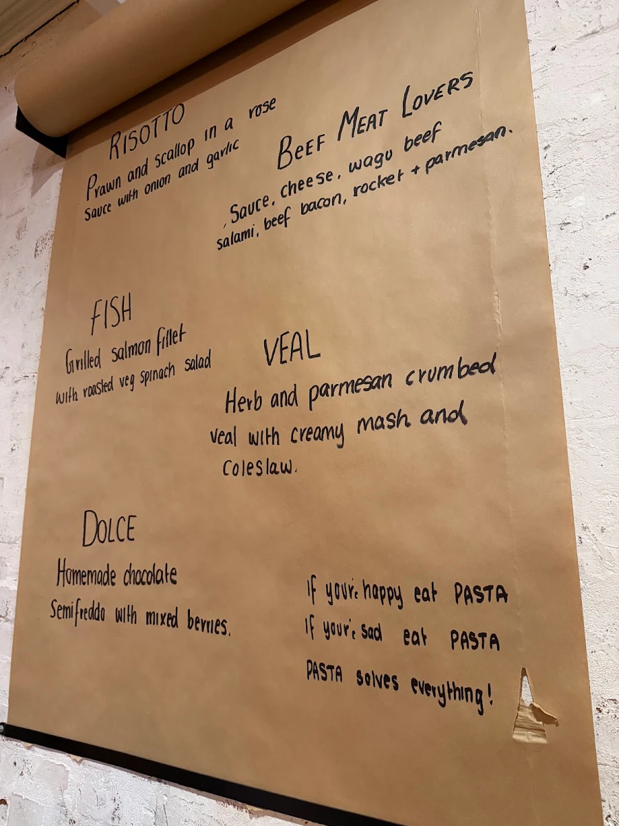 Menu, Cornerstone Pizzeria e Cucina