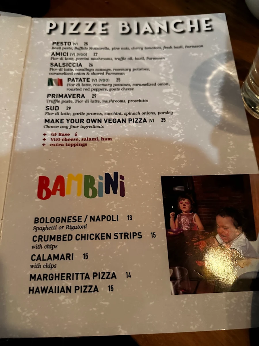 Menu, Cornerstone Pizzeria e Cucina