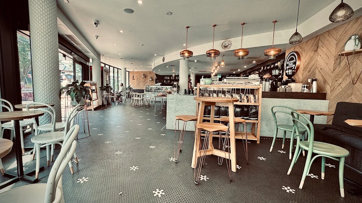 Vibe, Pattison's Patisserie, Fine Bakery & Cafe