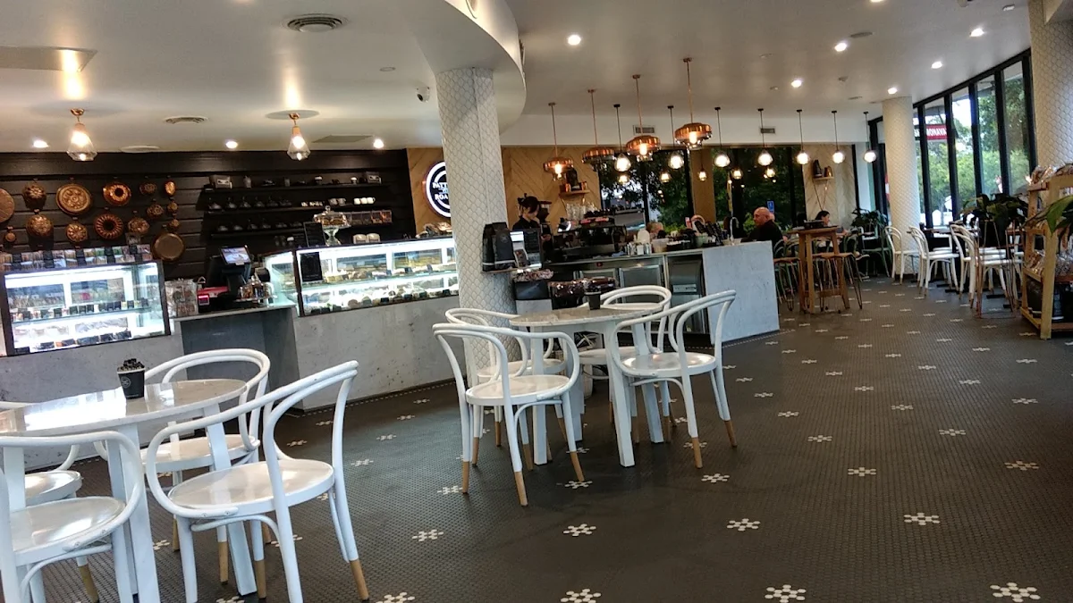Vibe, Pattison's Patisserie, Fine Bakery & Cafe